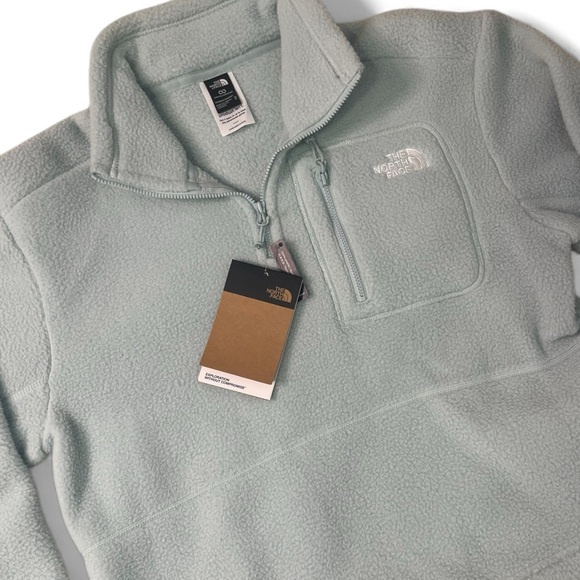 NWT THE NORTH FACE W YUMIORI 1/4 ZIP
MUTED PINE Zip Up. Medium - Picture 3 of 6